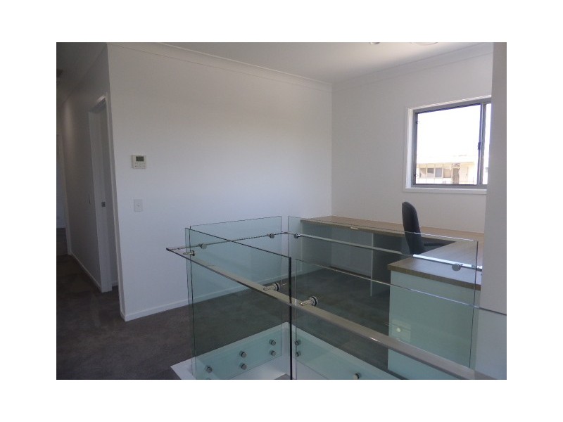 1/23 Evandale Crescent, Miami QLD 4220