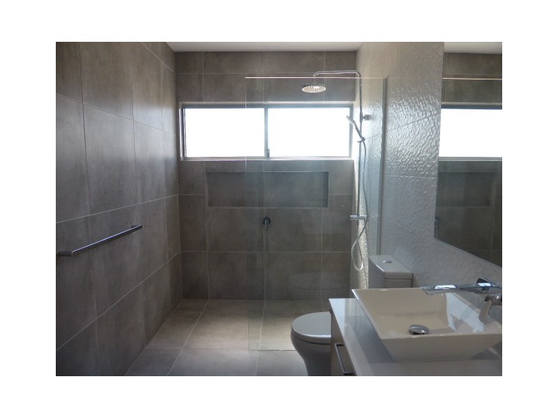 1/23 Evandale Crescent, Miami QLD 4220