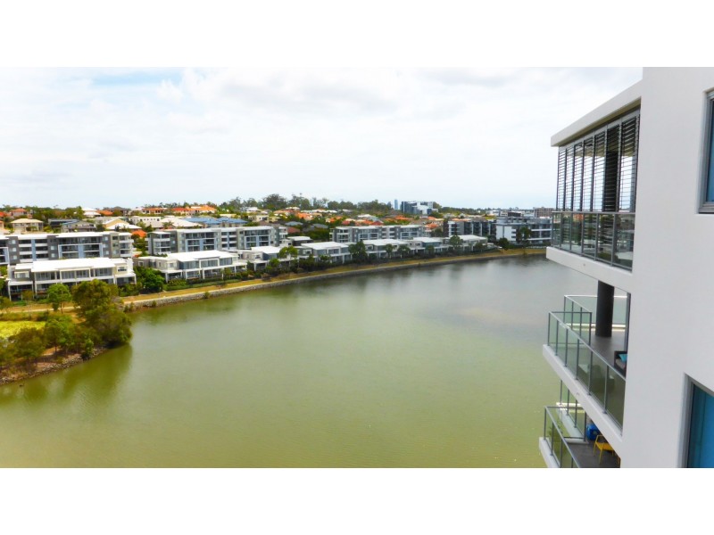 1713/397 Christine Avenue, Varsity Lakes QLD 4227