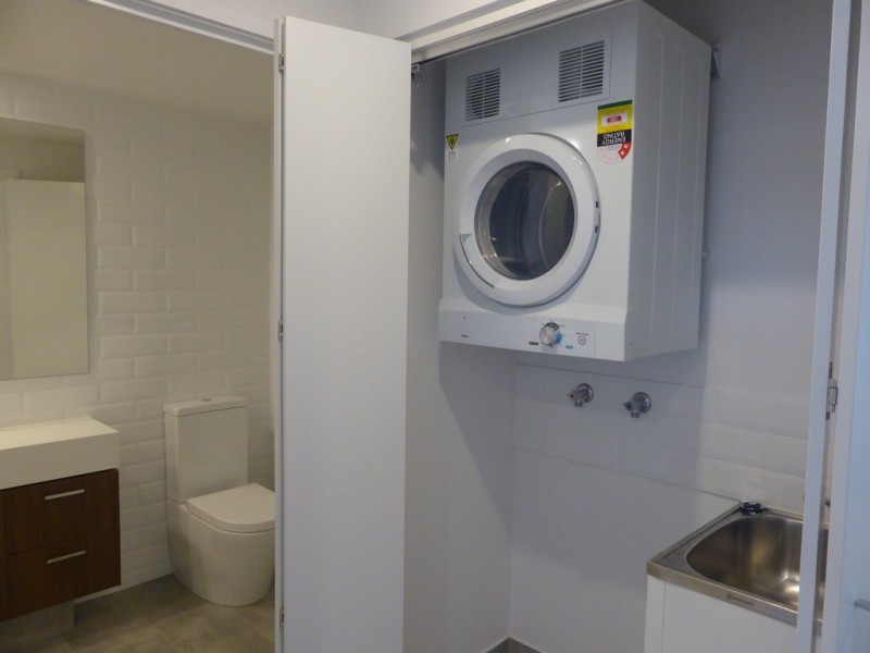 1713/397 Christine Avenue, Varsity Lakes QLD 4227