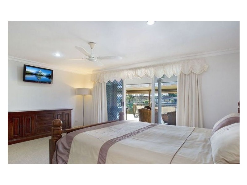Carrara QLD 4211