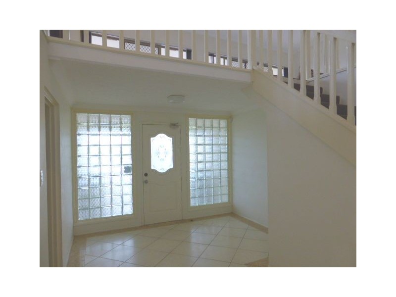 87 Glen Eagles Drive, Robina QLD 4226