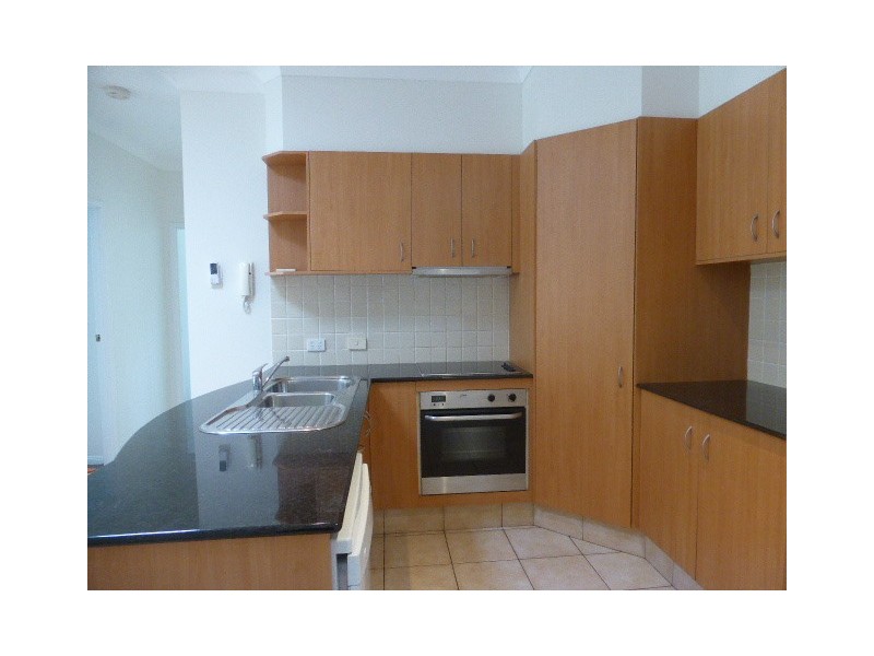 10/3-17 Camphor Wood Court, Robina QLD 4226