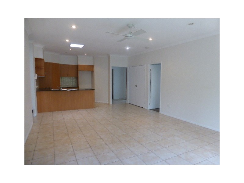 10/3-17 Camphor Wood Court, Robina QLD 4226