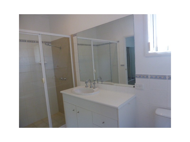 10/3-17 Camphor Wood Court, Robina QLD 4226