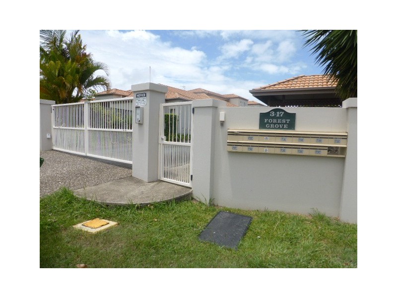 10/3-17 Camphor Wood Court, Robina QLD 4226