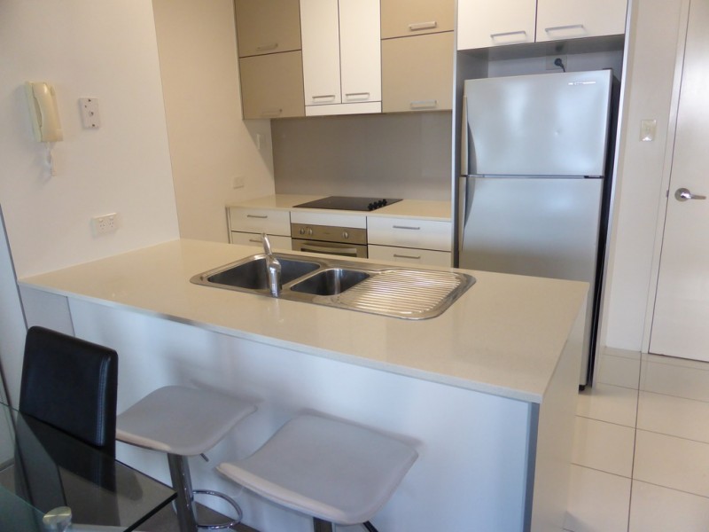 1109/3 Main Street, Varsity Lakes QLD 4227