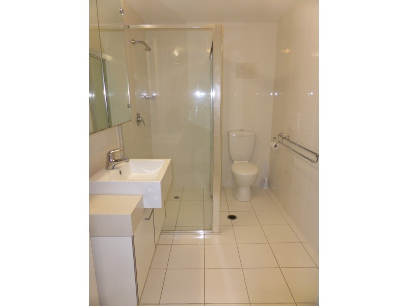 1109/3 Main Street, Varsity Lakes QLD 4227