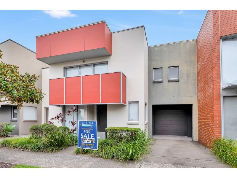 6 Lakefront Crescent, Varsity Lakes QLD 4227