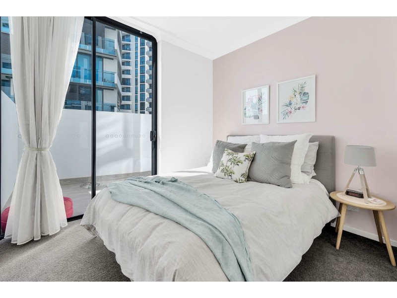 3106/5 Harbourside Court, Biggera Waters QLD 4216