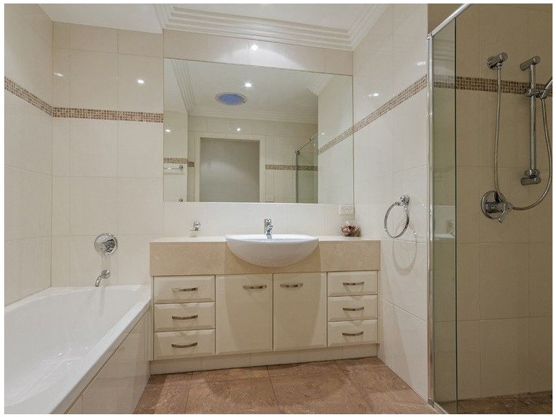 44 Port Jackson Boulevard, Clear Island Waters QLD 4226