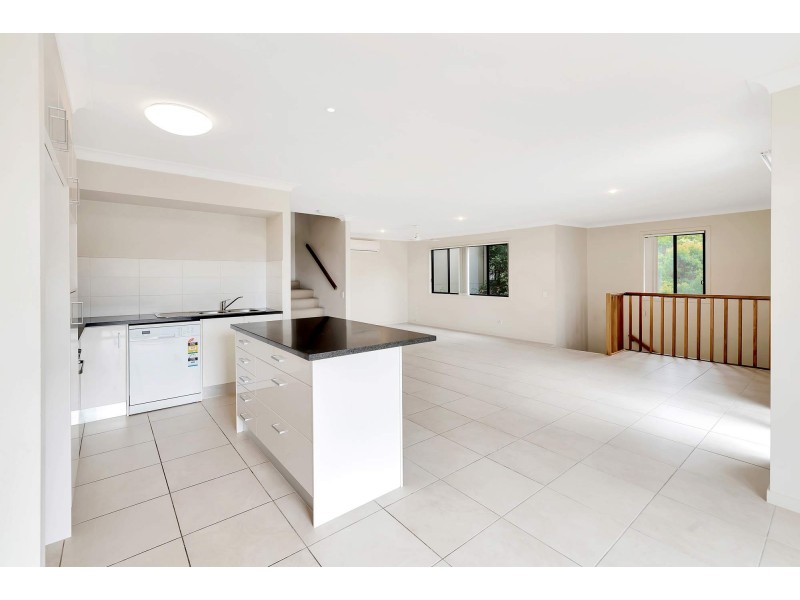 11/5 Faculty Crescent, Mudgeeraba QLD 4213