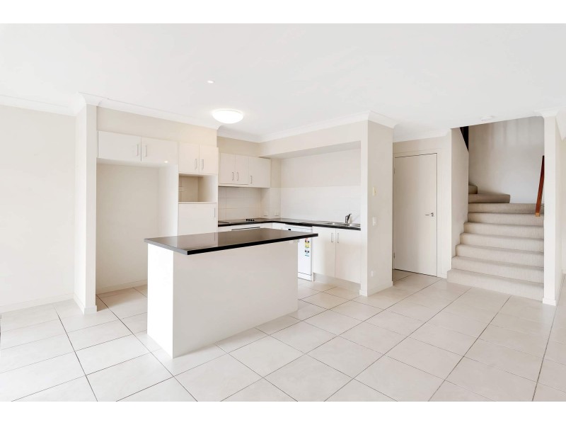 11/5 Faculty Crescent, Mudgeeraba QLD 4213