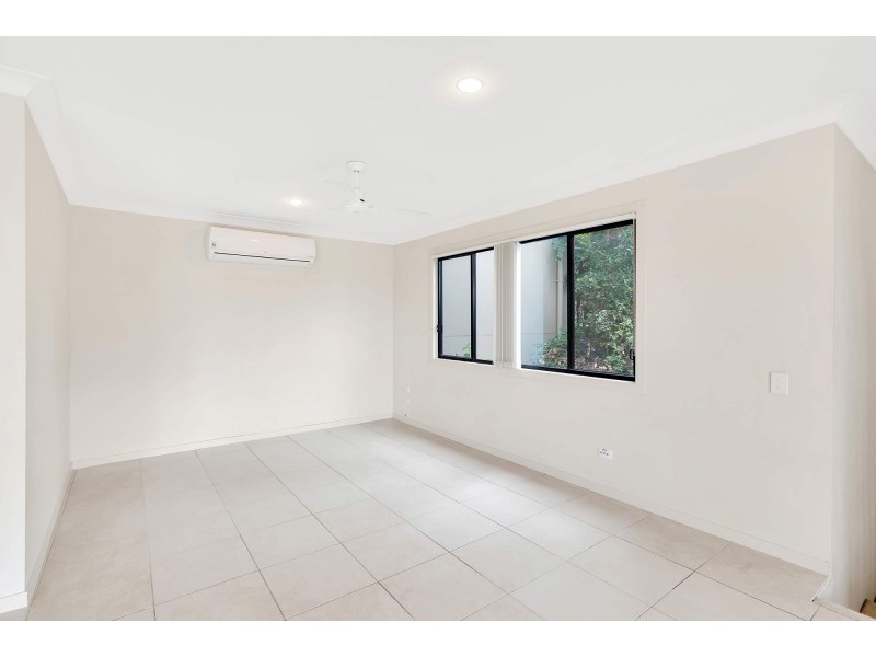 11/5 Faculty Crescent, Mudgeeraba QLD 4213