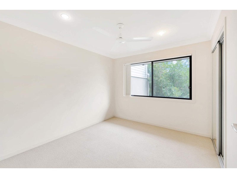 11/5 Faculty Crescent, Mudgeeraba QLD 4213