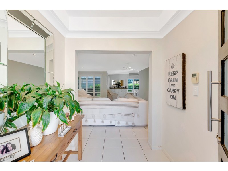 2/15 Silvermaple Street, Robina QLD 4226