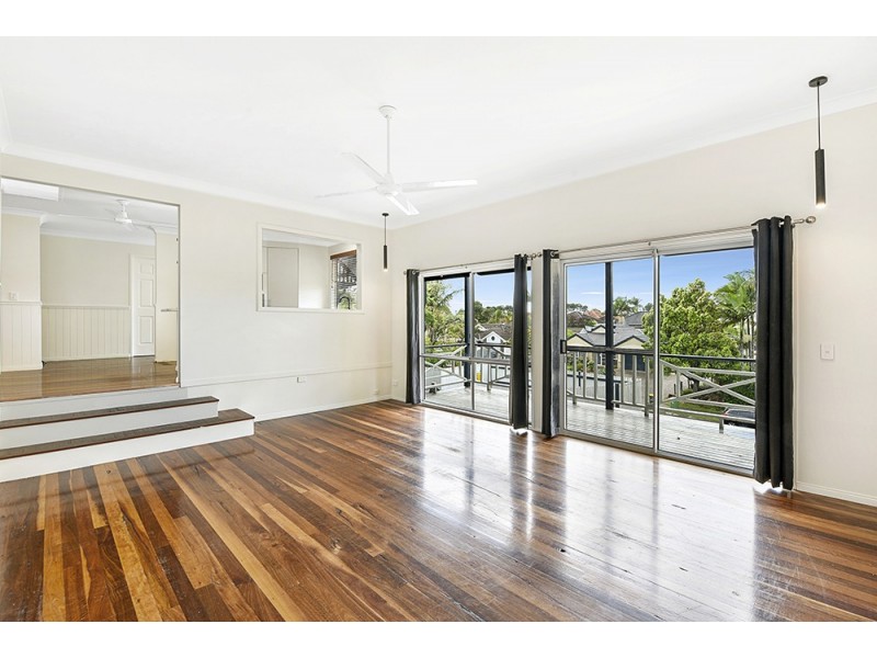 46 Murtha Drive, Elanora QLD 4221