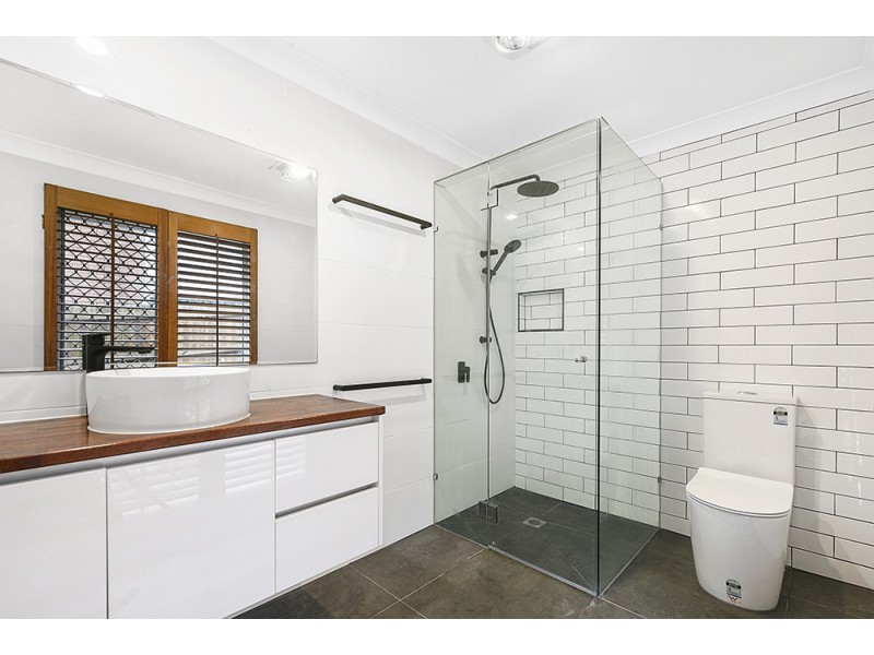 46 Murtha Drive, Elanora QLD 4221