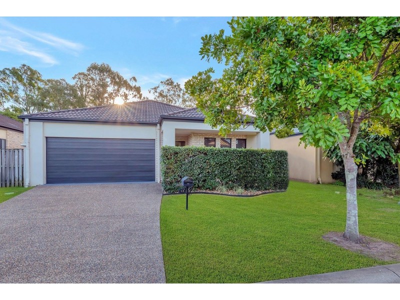 13 Imperia Crescent, Varsity Lakes QLD 4227
