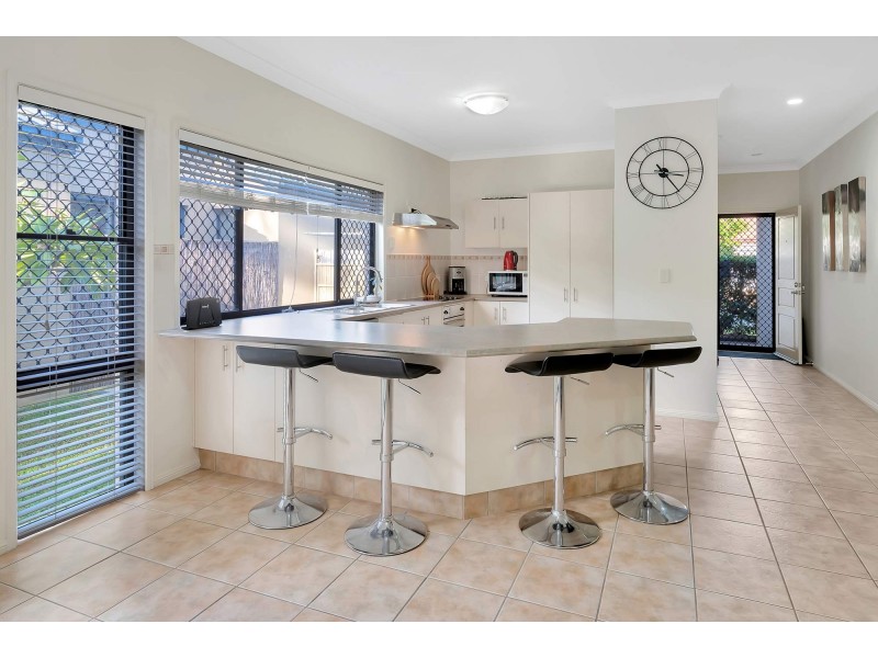 13 Imperia Crescent, Varsity Lakes QLD 4227