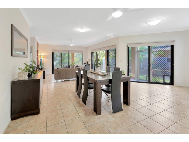 13 Imperia Crescent, Varsity Lakes QLD 4227