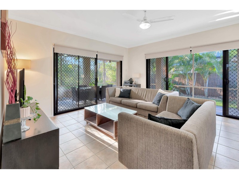 13 Imperia Crescent, Varsity Lakes QLD 4227