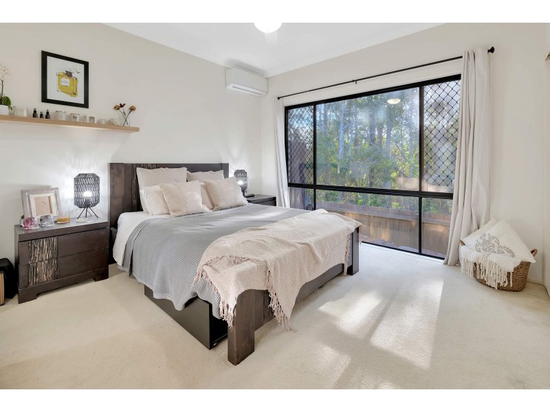 13 Imperia Crescent, Varsity Lakes QLD 4227