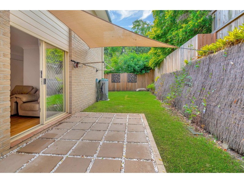 1/4 Bushmead Street, Nerang QLD 4211