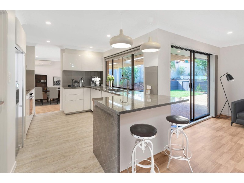 34 Thorngate Drive, Robina QLD 4226