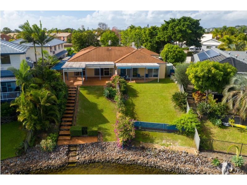 1and2/1 Silvabank Drive, Varsity Lakes QLD 4227