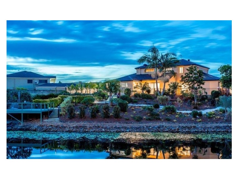 64 Peach Drive, Robina QLD 4226