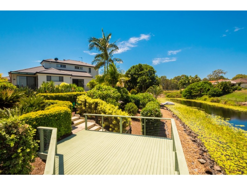 64 Peach Drive, Robina QLD 4226