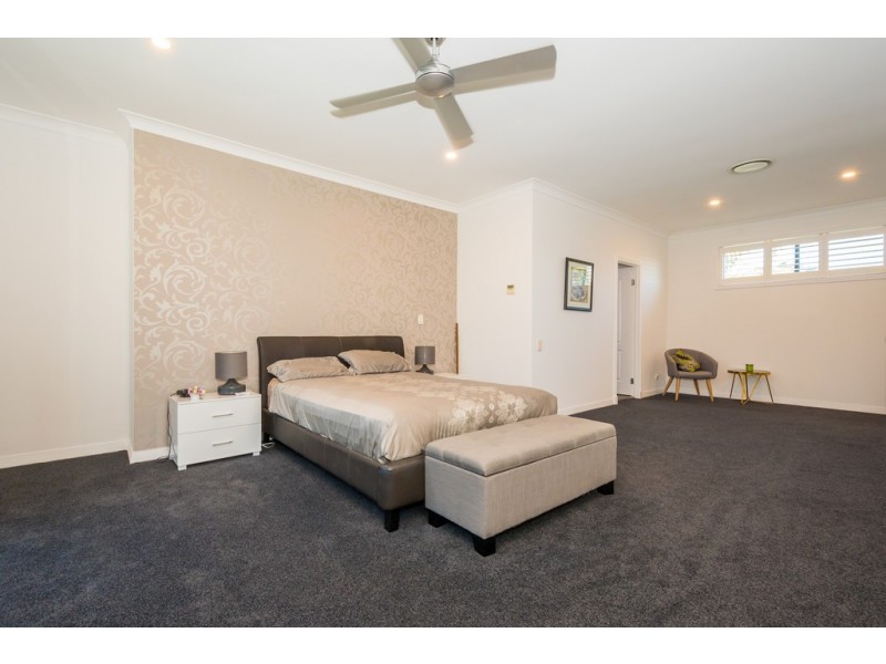 64 Peach Drive, Robina QLD 4226