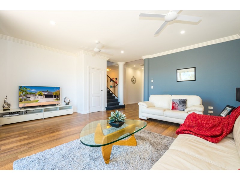 64 Peach Drive, Robina QLD 4226