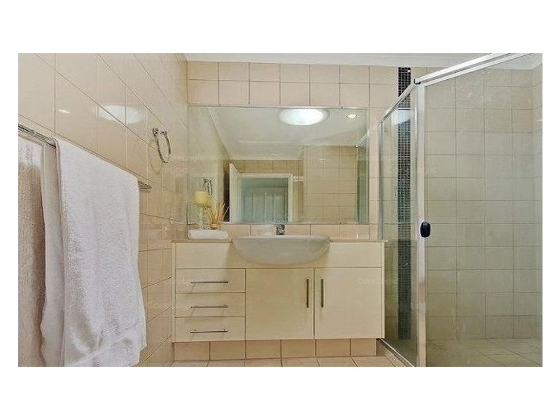 18/1 Riverwalk Avenue, Robina QLD 4226