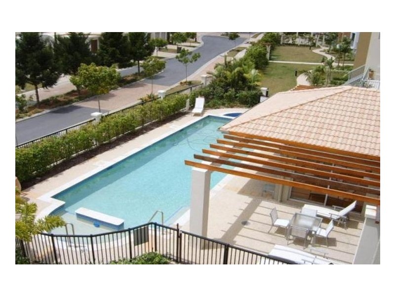 18/1 Riverwalk Avenue, Robina QLD 4226