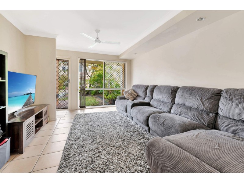 12/1 Warbler Parade, Varsity Lakes QLD 4227