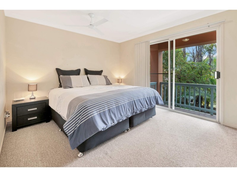 12/1 Warbler Parade, Varsity Lakes QLD 4227