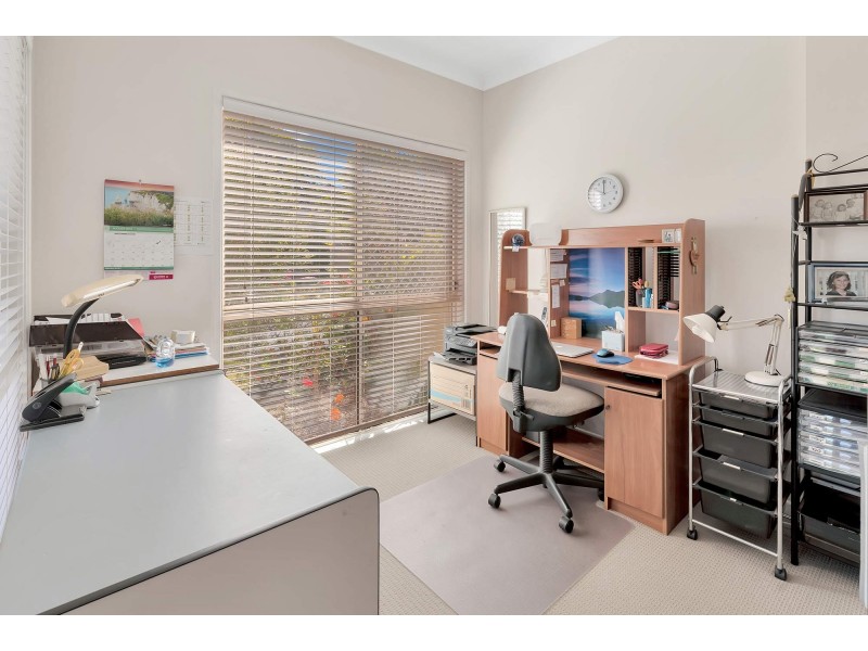 1/8 Hillridge Crescent, Varsity Lakes QLD 4227