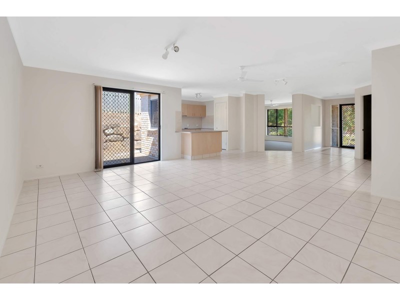 10 Bidwill Court, Elanora QLD 4221
