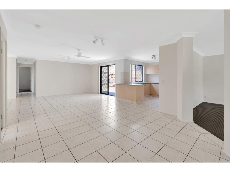 10 Bidwill Court, Elanora QLD 4221