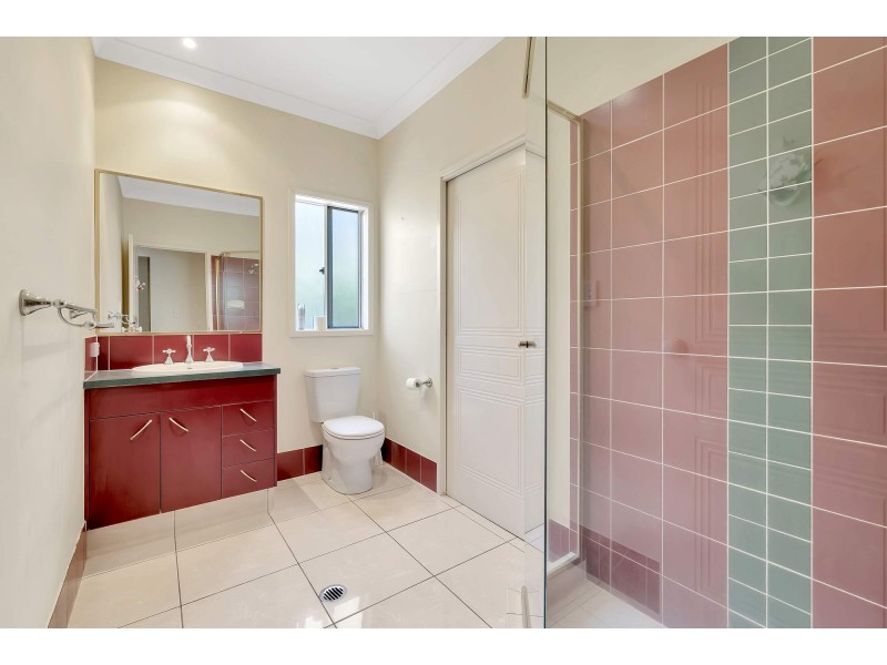12 Meridien Avenue, Varsity Lakes QLD 4227