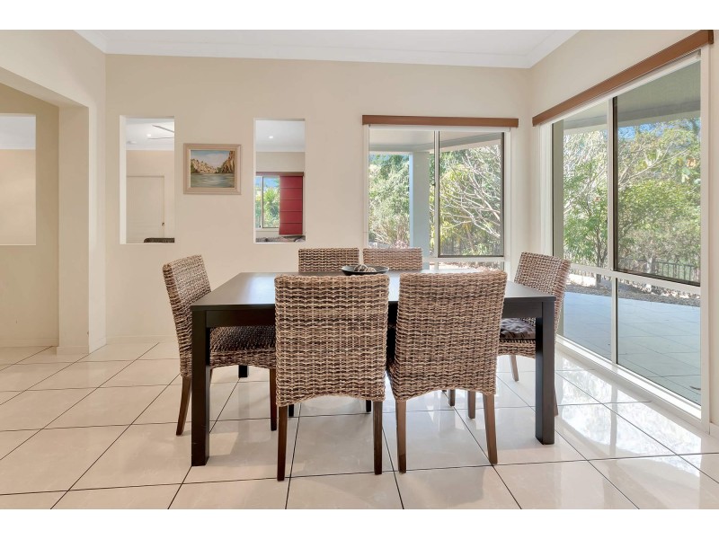 12 Meridien Avenue, Varsity Lakes QLD 4227