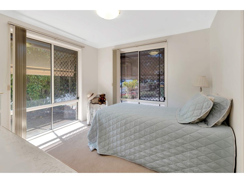 33 Cowell Drive, Burleigh Heads QLD 4220