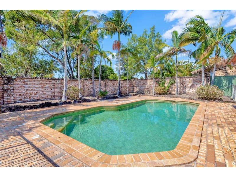 2 Vaucluse Place, Robina QLD 4226