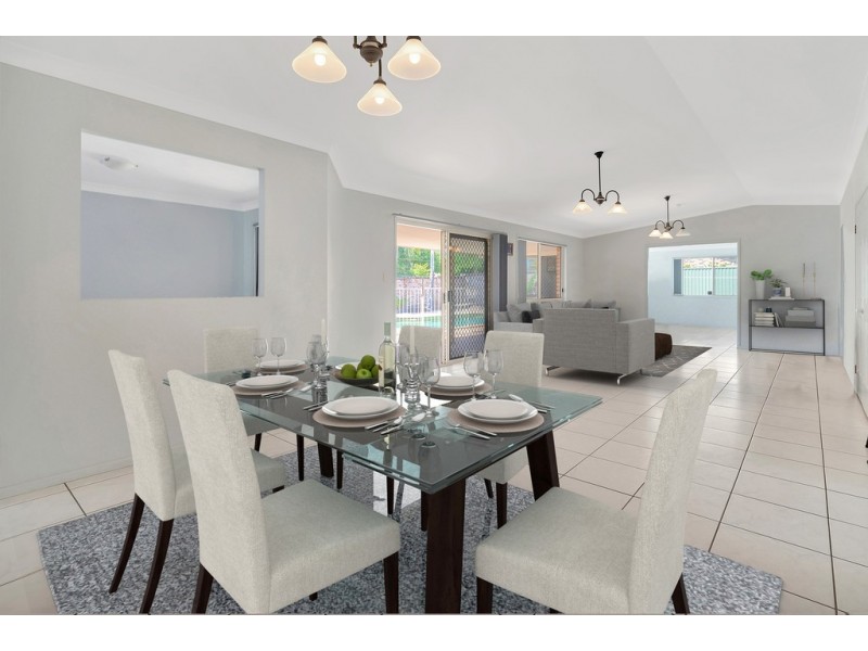 2 Vaucluse Place, Robina QLD 4226