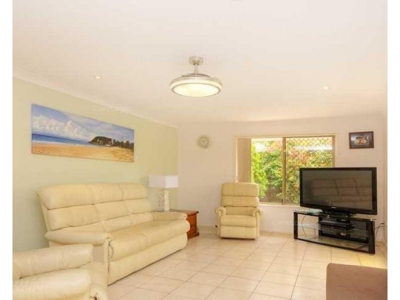 20 Manly Drive, Robina QLD 4226