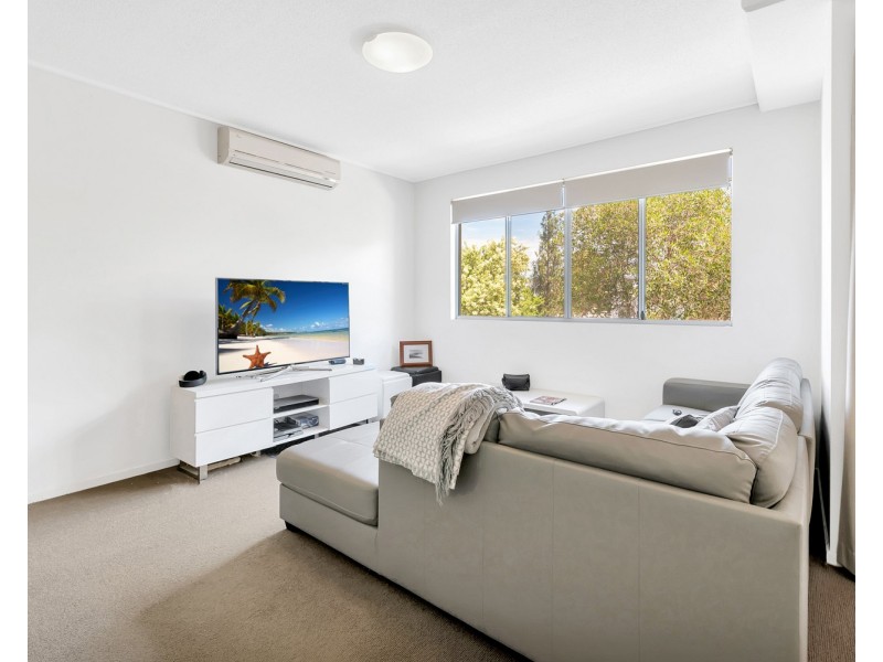 108/60 Riverwalk Avenue, Robina QLD 4226