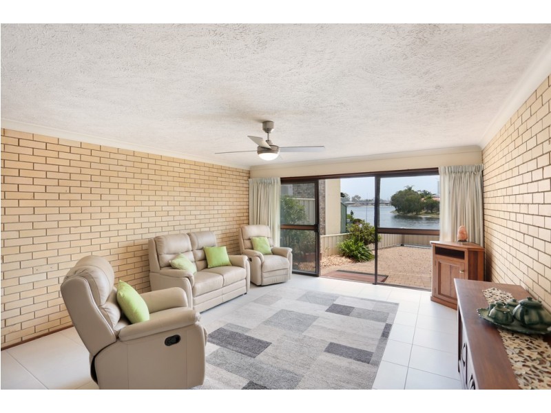 5/28 Dunlin Drive, Burleigh Waters QLD 4220
