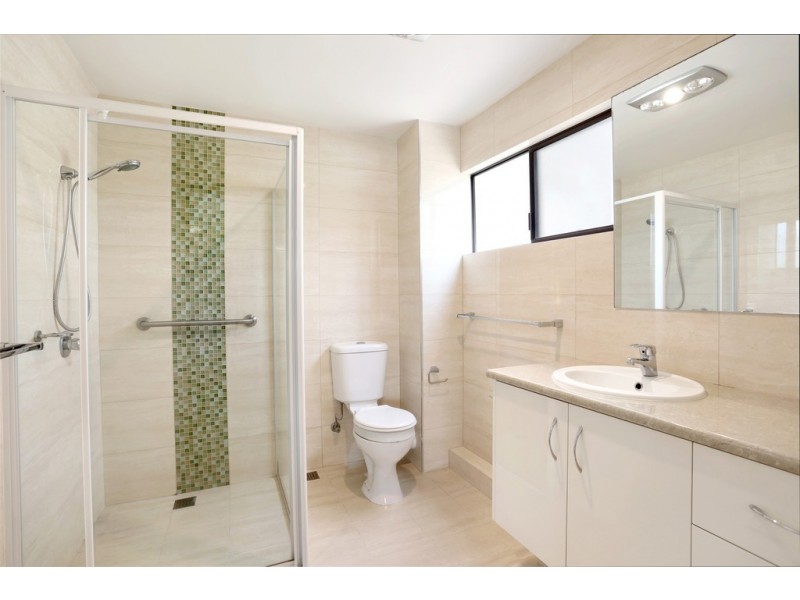 5/28 Dunlin Drive, Burleigh Waters QLD 4220